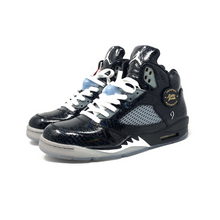 Load image into Gallery viewer, Jordan 5 Retro Doernbecher