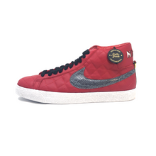Load image into Gallery viewer, Nike SB Blazer Supreme Red (2006)