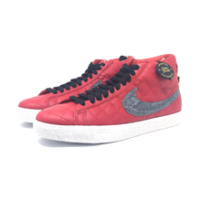 Load image into Gallery viewer, Nike SB Blazer Supreme Red (2006)