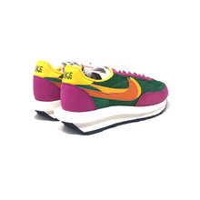 Load image into Gallery viewer, Nike LD Sacai Waffle Pine Green