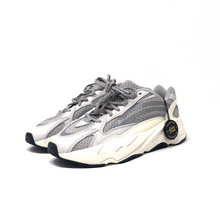Load image into Gallery viewer, Adidas Yeezy 700 V2 Static