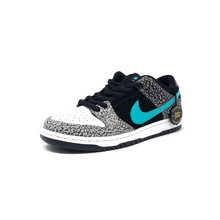 Load image into Gallery viewer, Nike SB Dunk Low Atmos Elephant