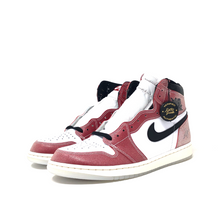 Load image into Gallery viewer, Jordan 1 Retro High Trophy Room Chicago ( Friends and Family) W/ Blue Laces